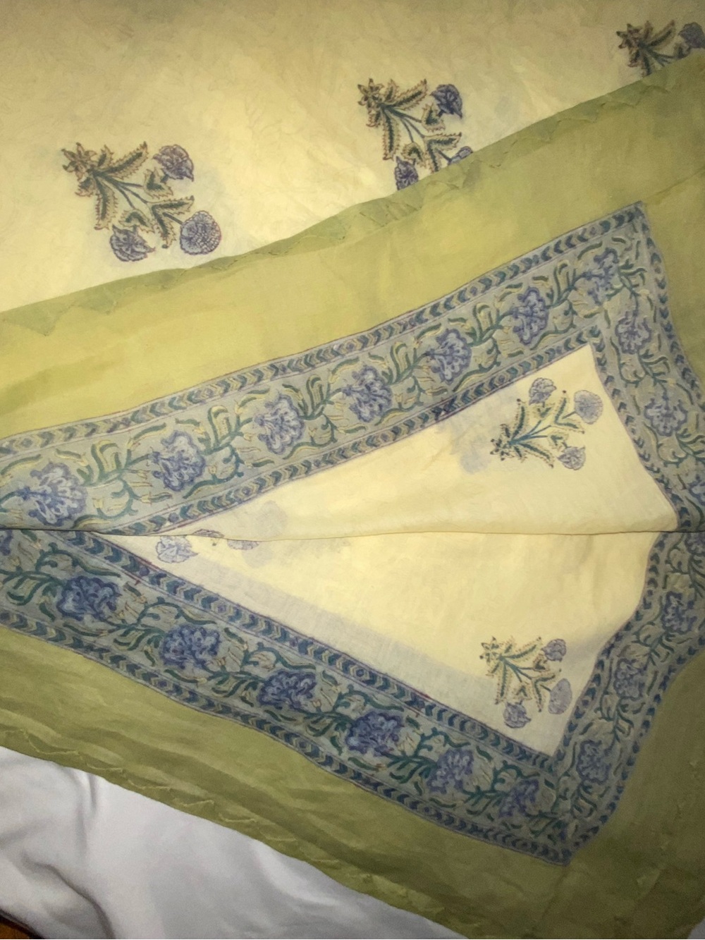 Floral Printed Scarf in Pale Yellow and Light Green